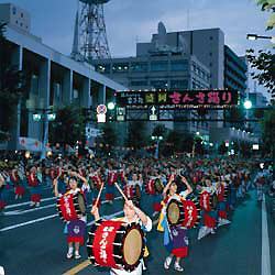 盛岡さんさ踊り