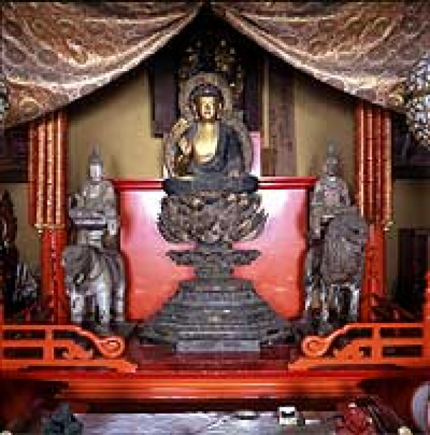 木造釈迦三尊坐像【北上：如意輪寺】 | いわての文化情報大事典