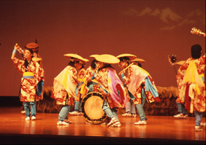 Great-grandson Hinako Ken dance