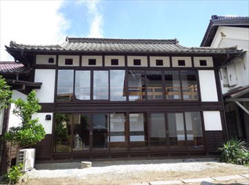 Former Shino house house away